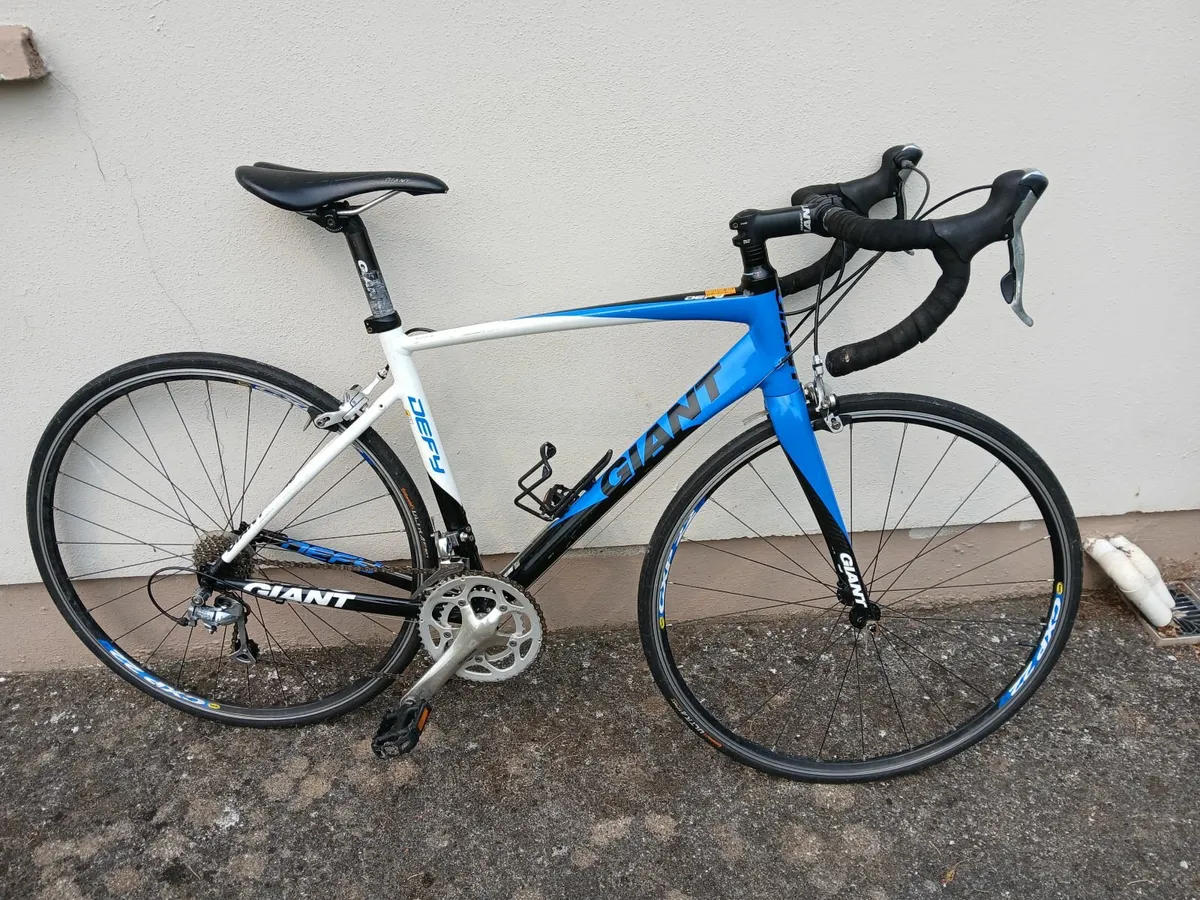 Giant defy bike