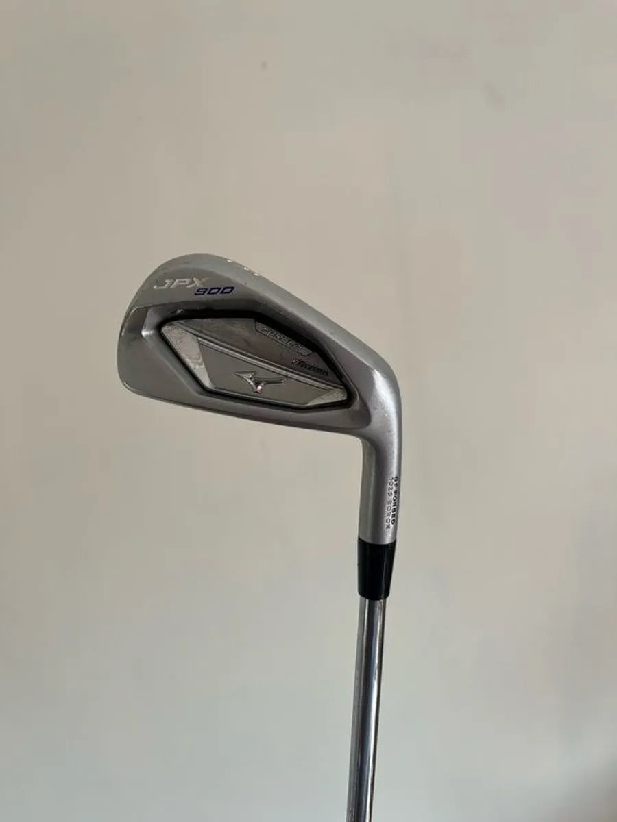 Mizuno JPX 900 irons 4-PW & 56 degree - Image 3