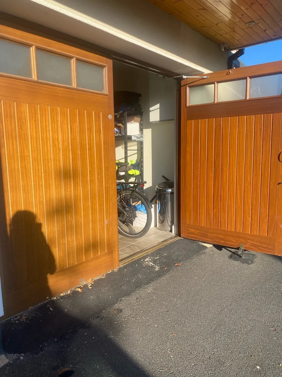 Solid wood garage doors - Image 3