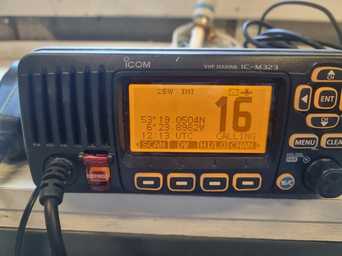 VHF Marine Radio - Image 1