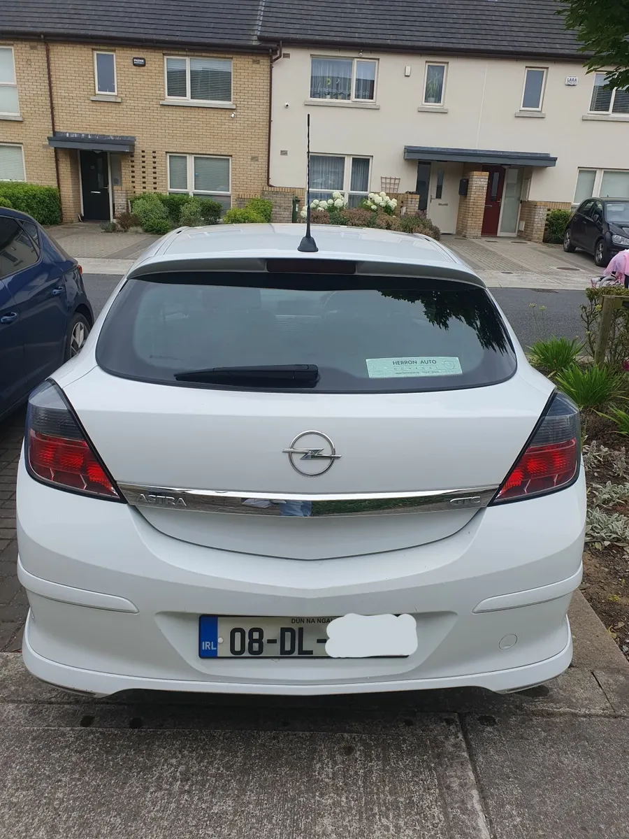 Opel Astra 2008 SXI 1.4L 16V - Image 4