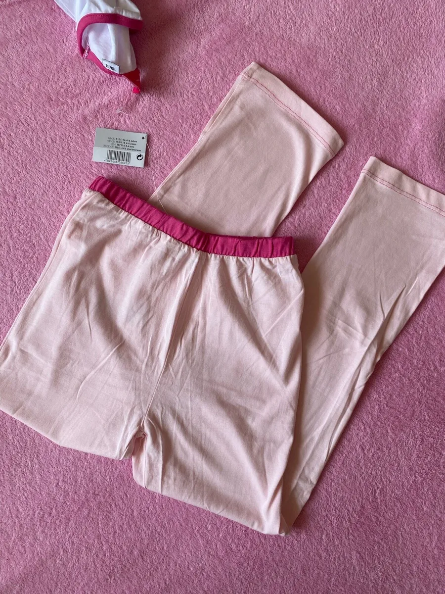 Brand New Disney Minnie Mouse Pyjamas Set - Image 4