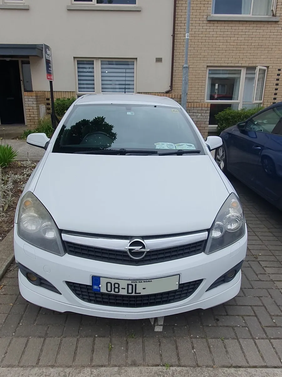 Opel Astra 2008 SXI 1.4L 16V - Image 1