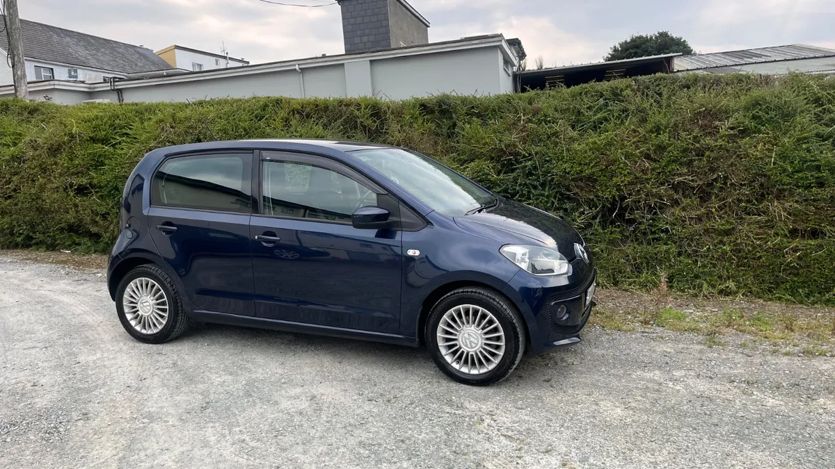 Volkswagen up! AUTO - Image 2