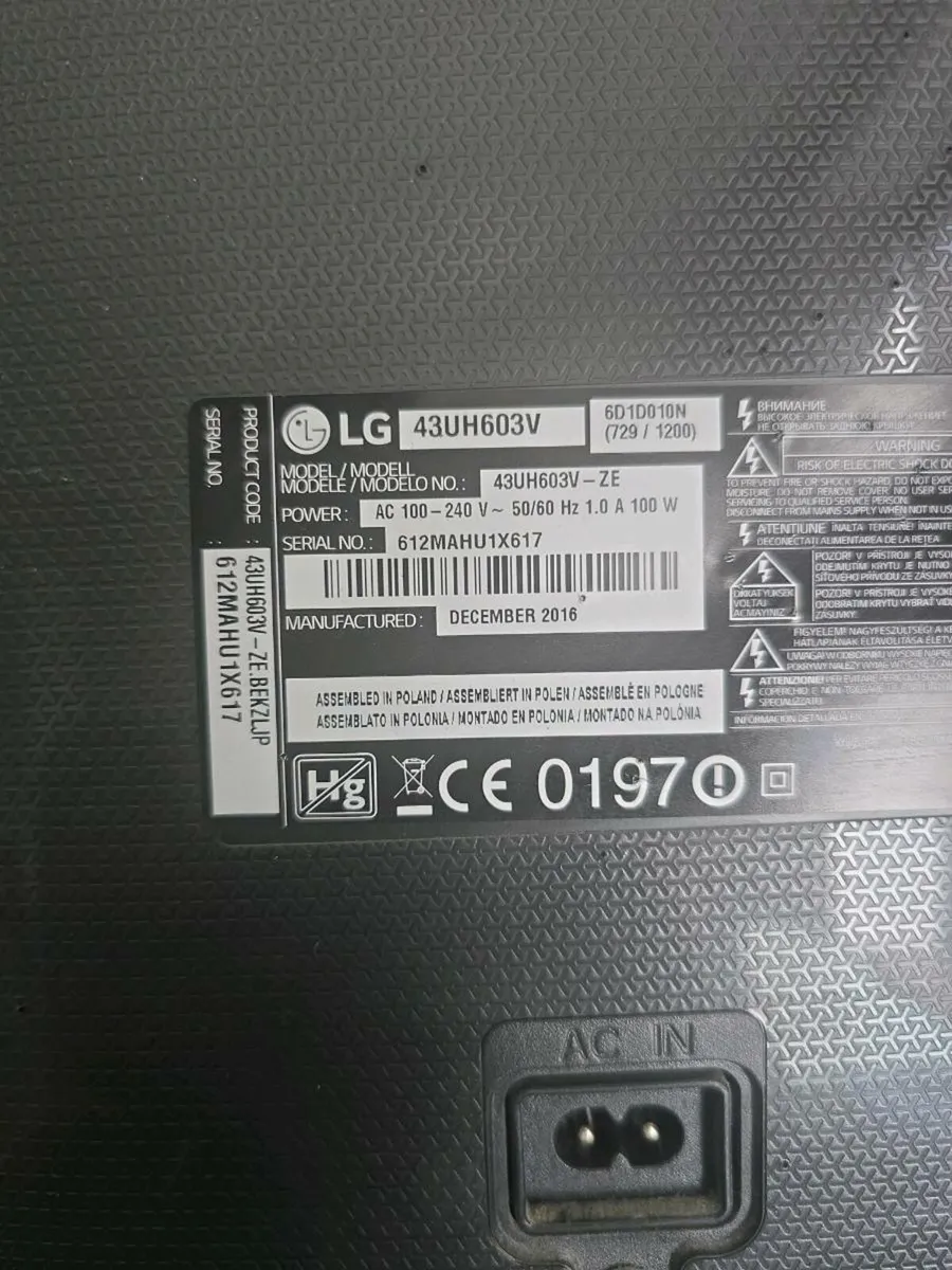 LG 43UH603V 43″ 4K TV – Broken Screen – For Parts - Image 1