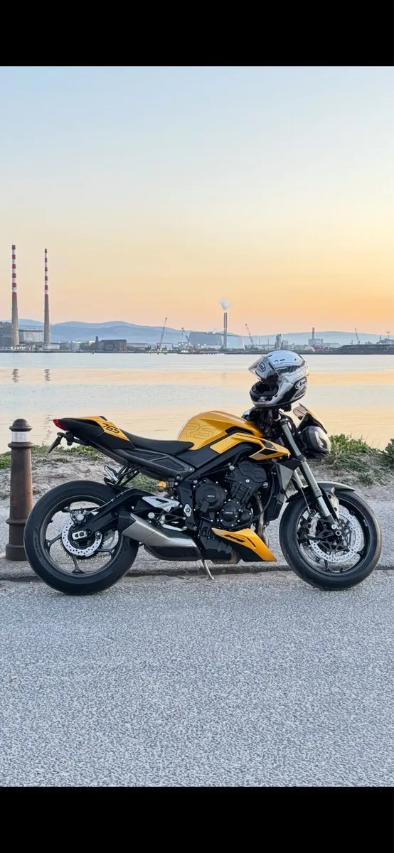 2023 Triumph 765RS - Image 2