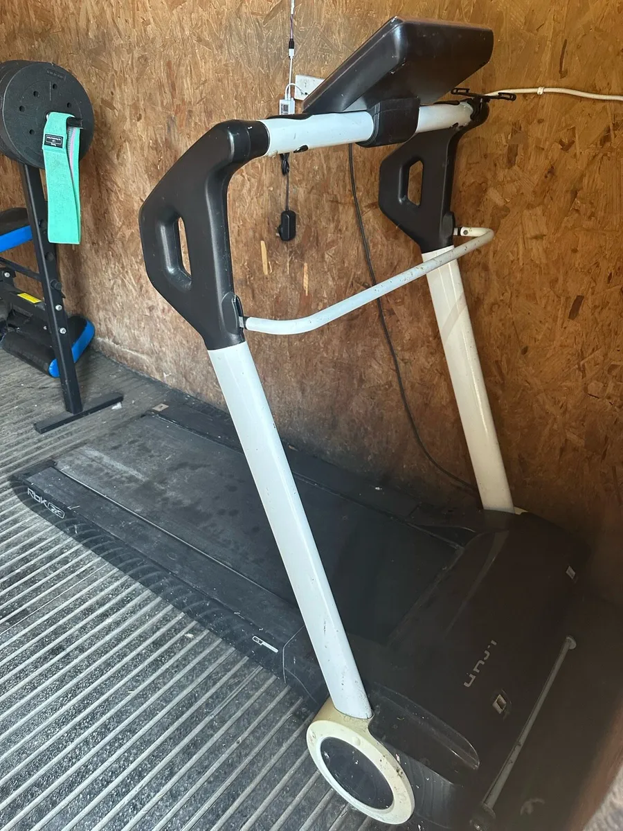 Treadmill - Image 2