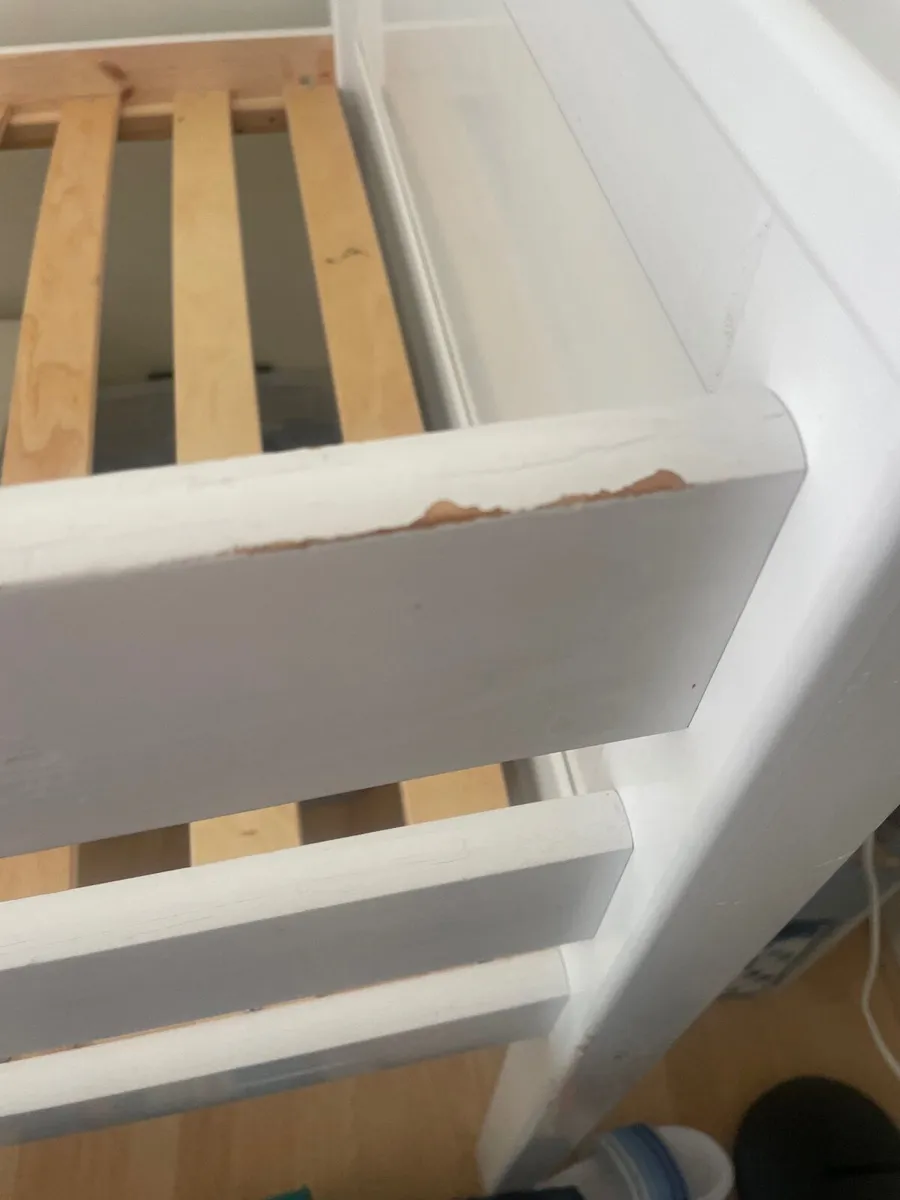 Bed - Image 3