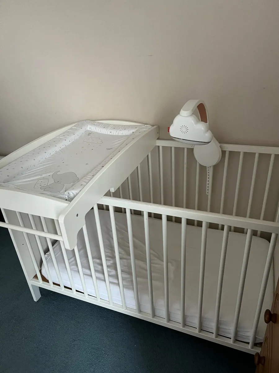 Baby Cot + Mattress +Changing Table +Music Cloud - Image 4