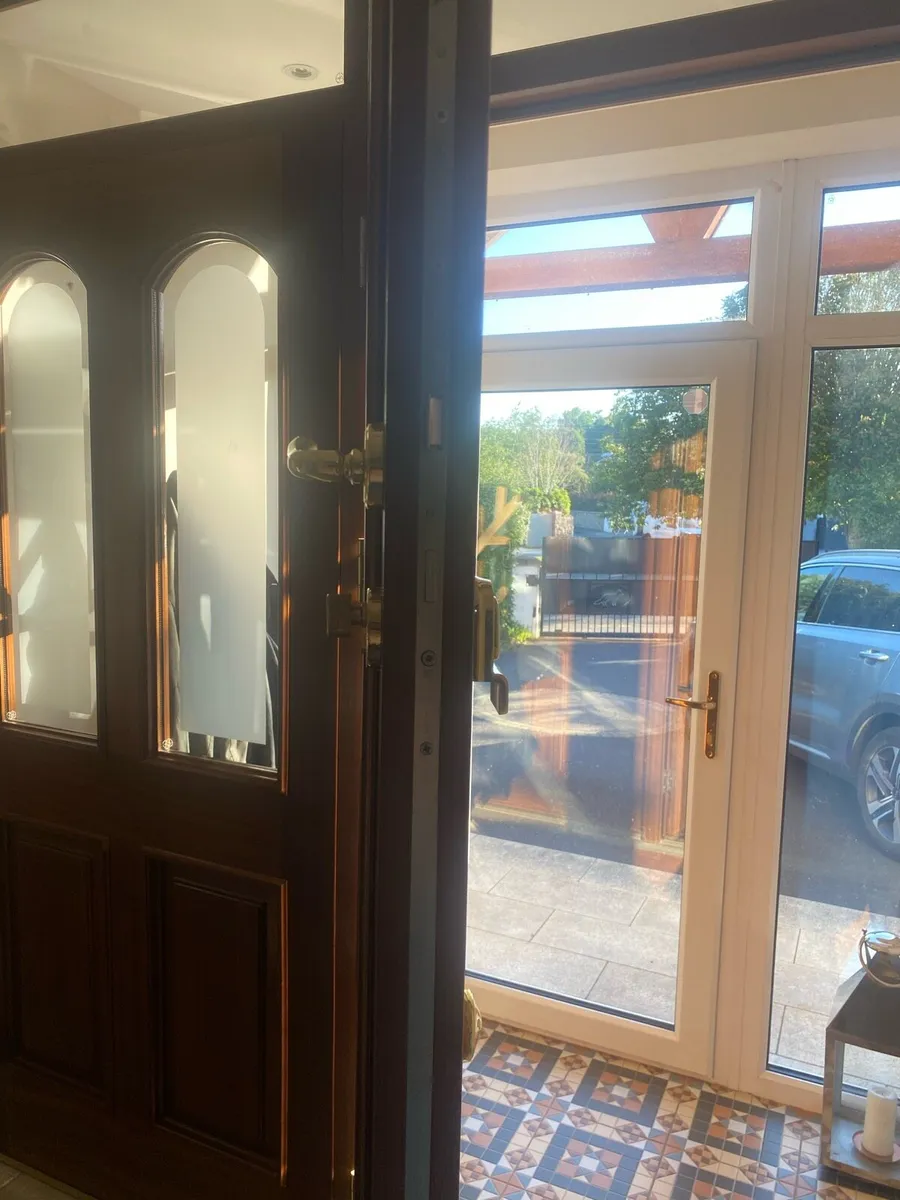 Solid wood and glass front door - Image 4