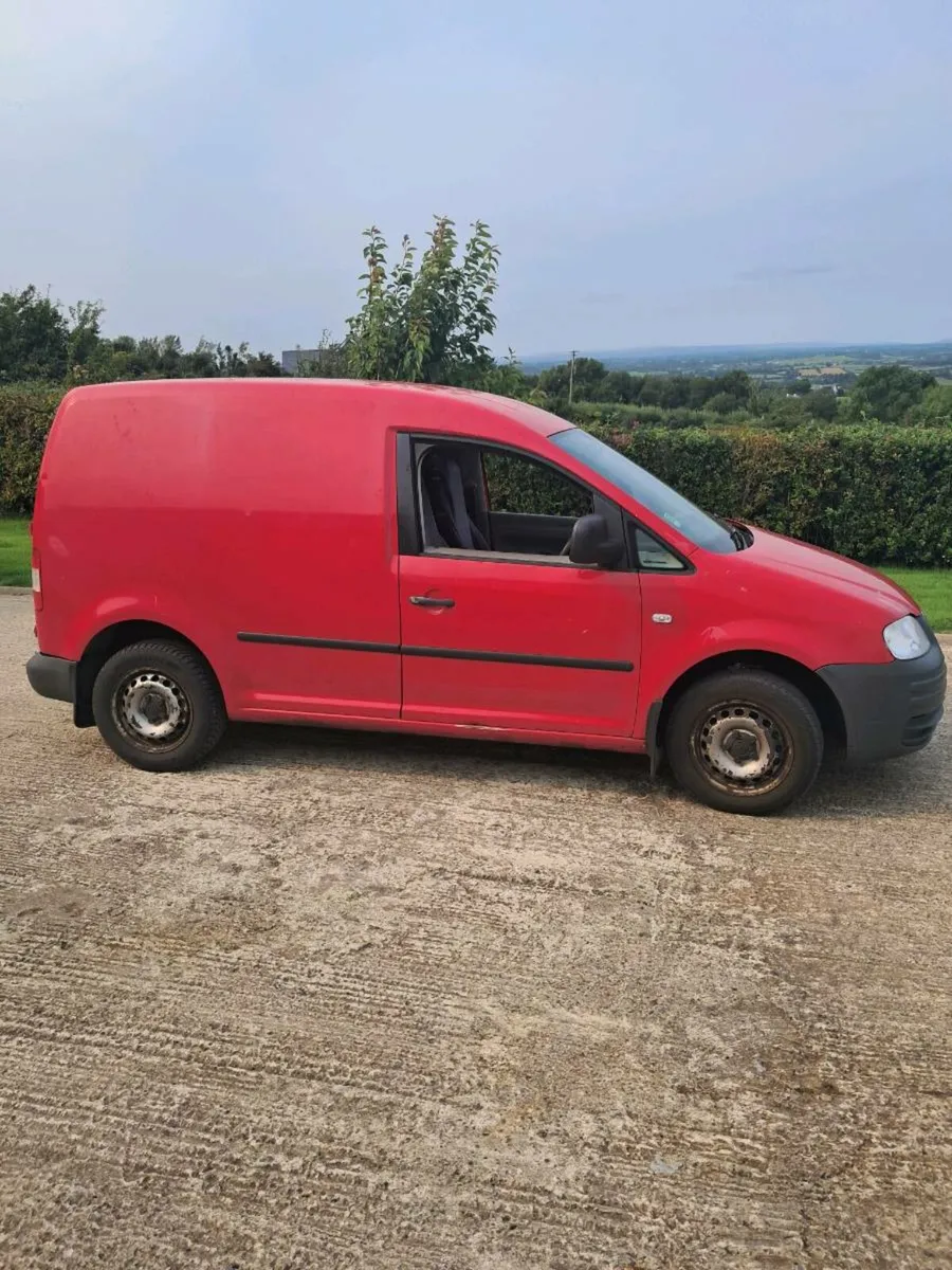 08 caddy van FULL DOE - Image 2