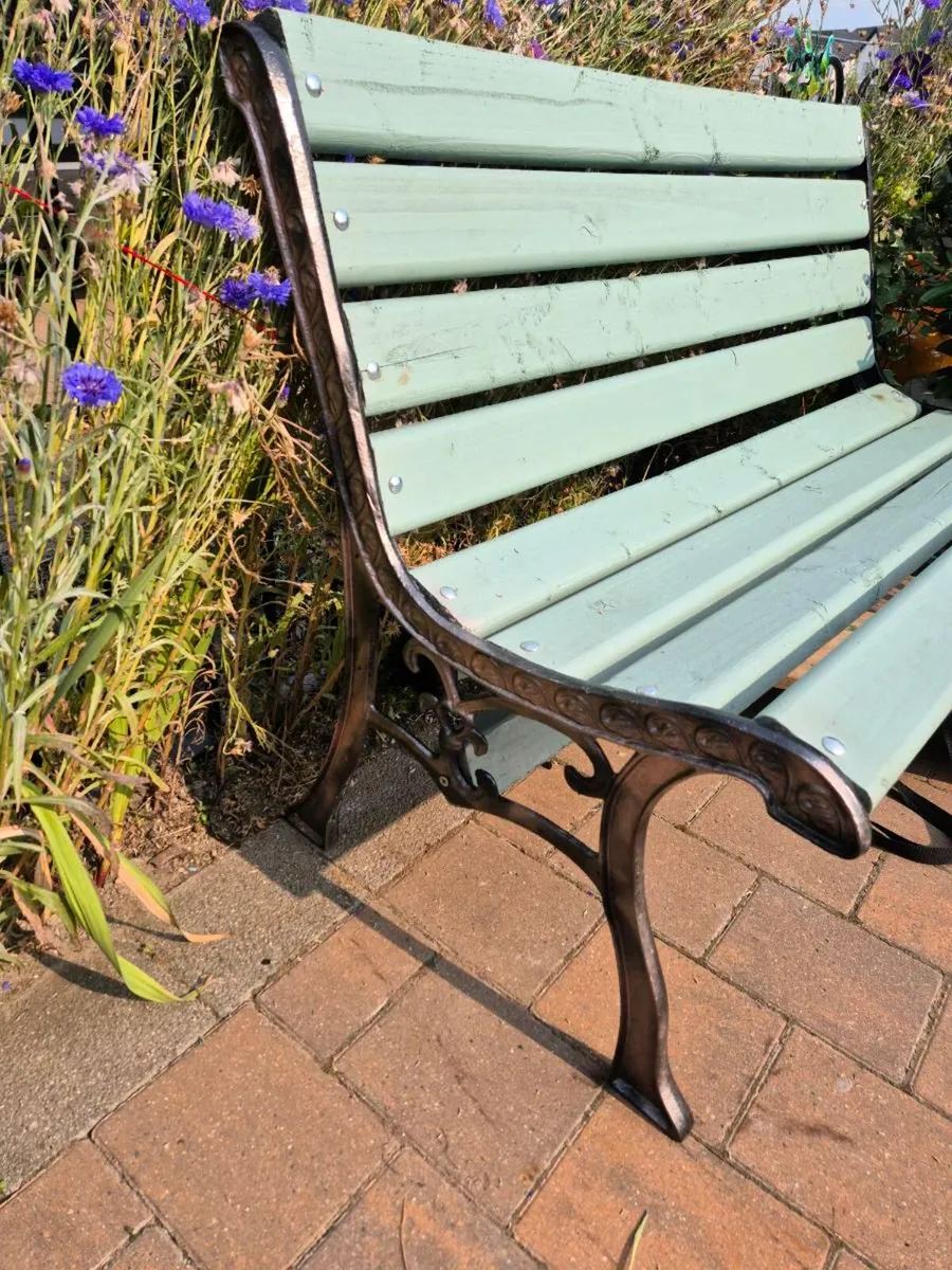 Garden Bench Cast iron  window seat home balcony e - Image 1