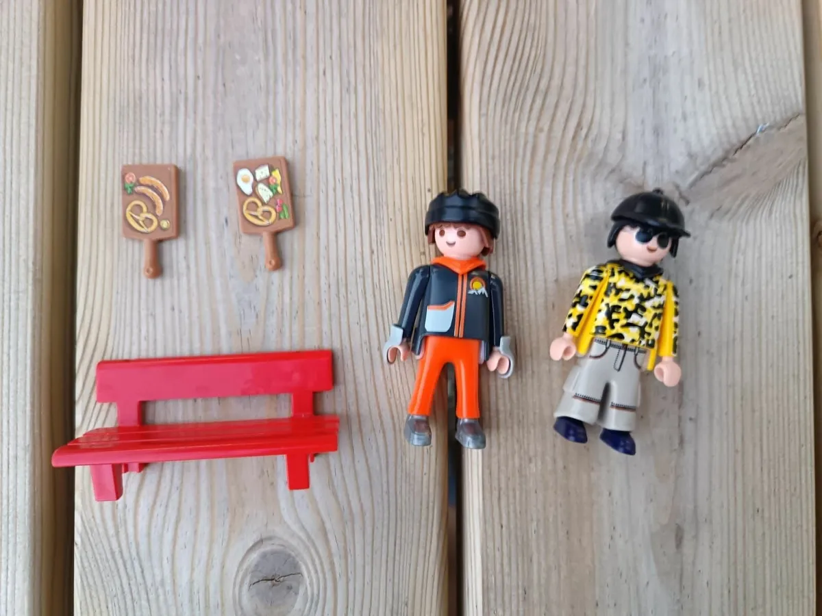 Playmobil Swiss Chalet - Image 2