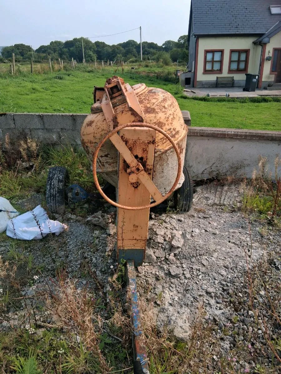 Cement mixer - Image 2