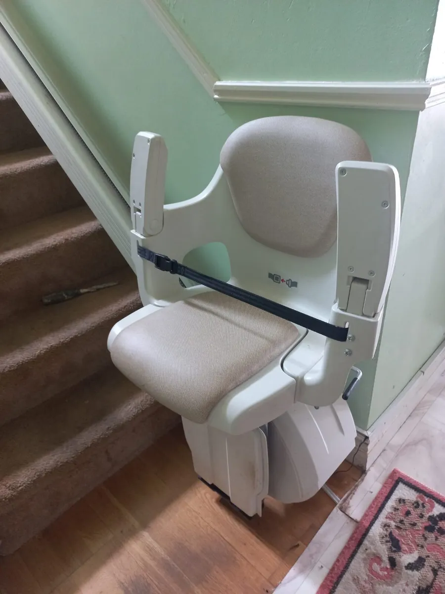 New Stairlift - Image 2