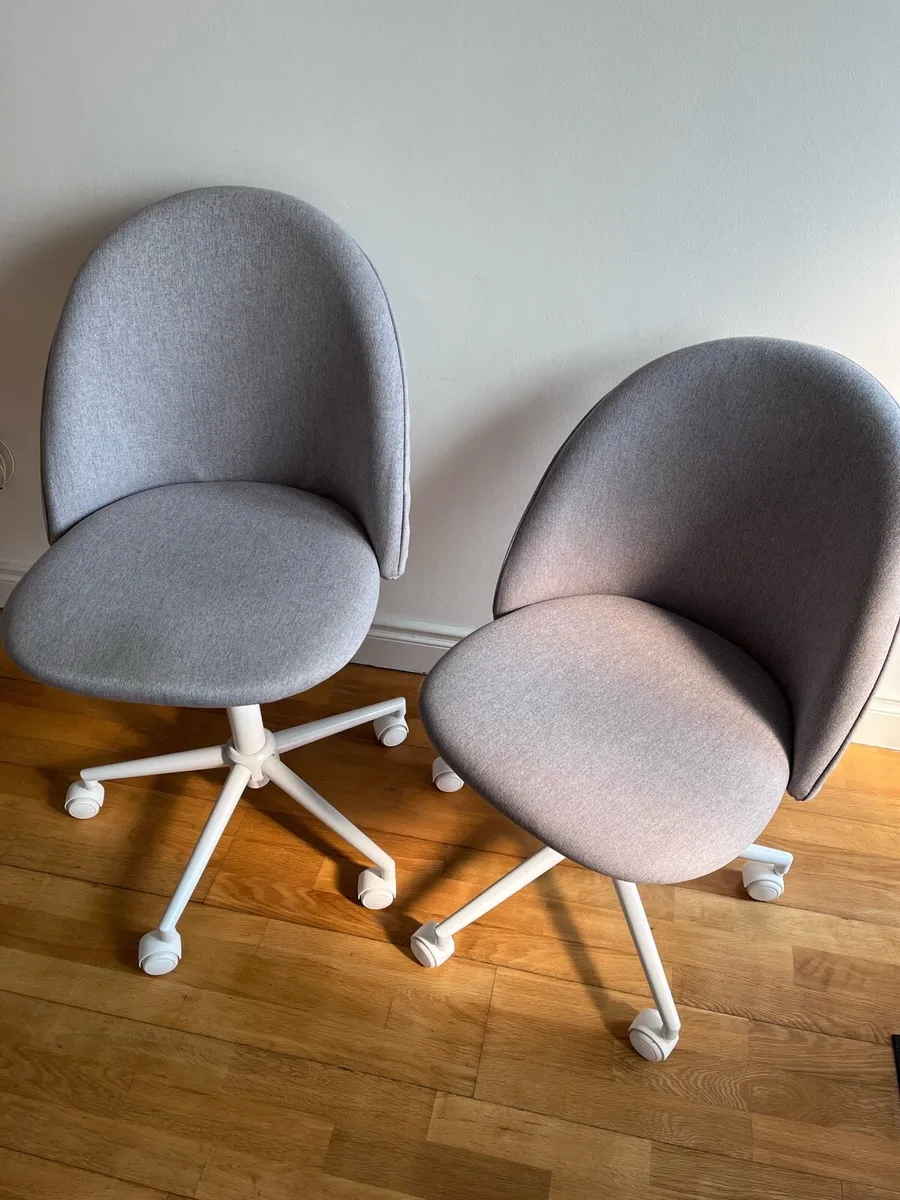 Office chairs - Image 1