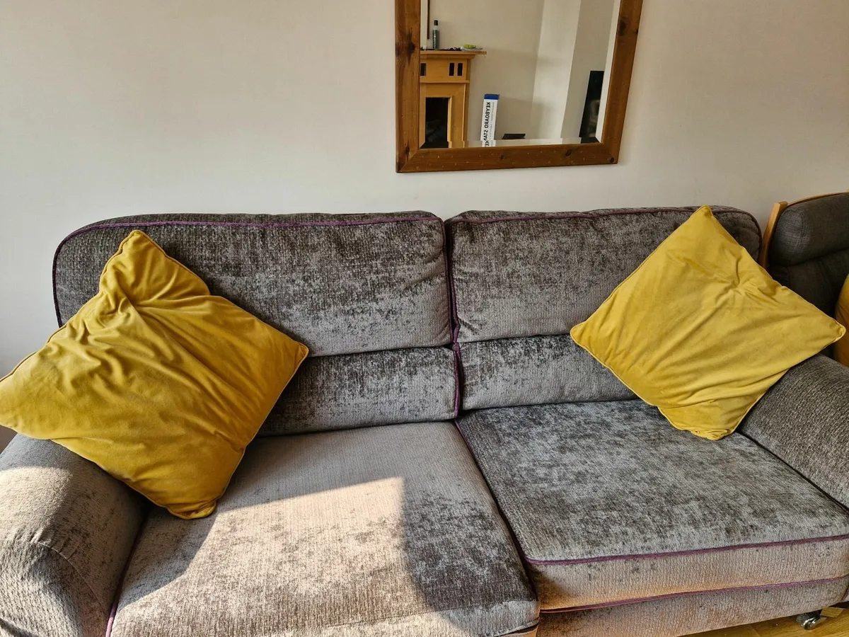 Finline Furniture Certified Sofa - Image 4