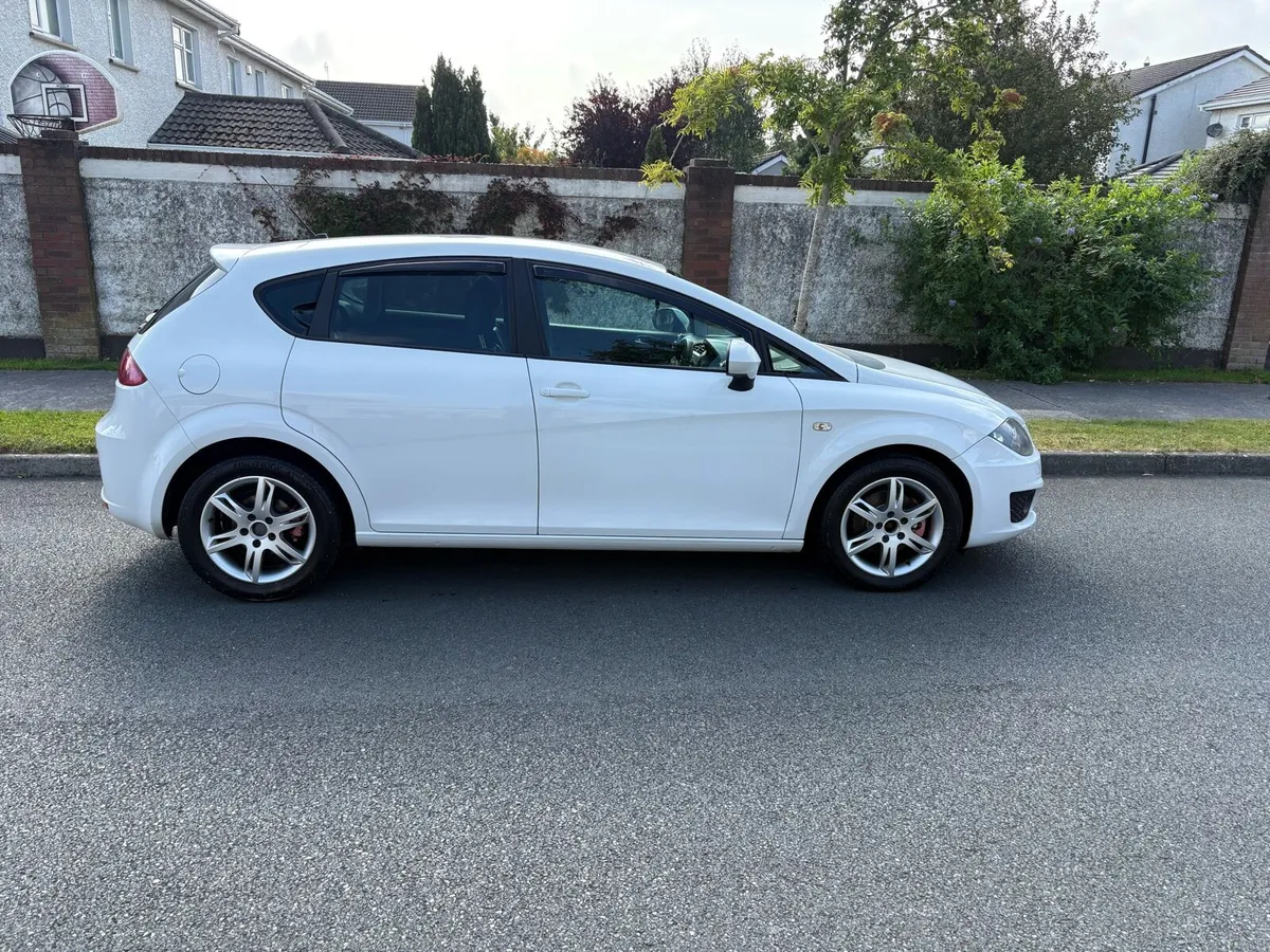 Seat Leon SE Copa 1.6 tdi 105bhp - Image 3