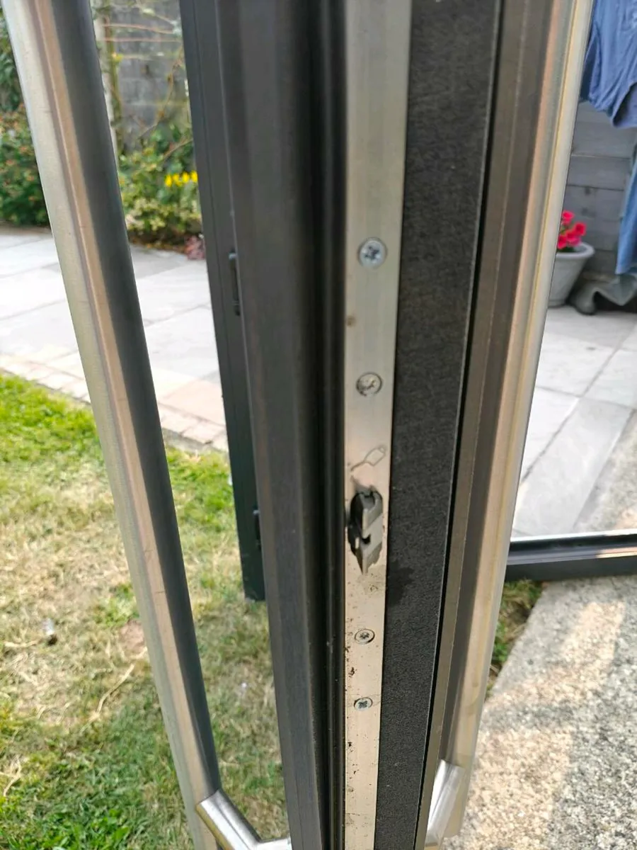 Composite door - Image 4