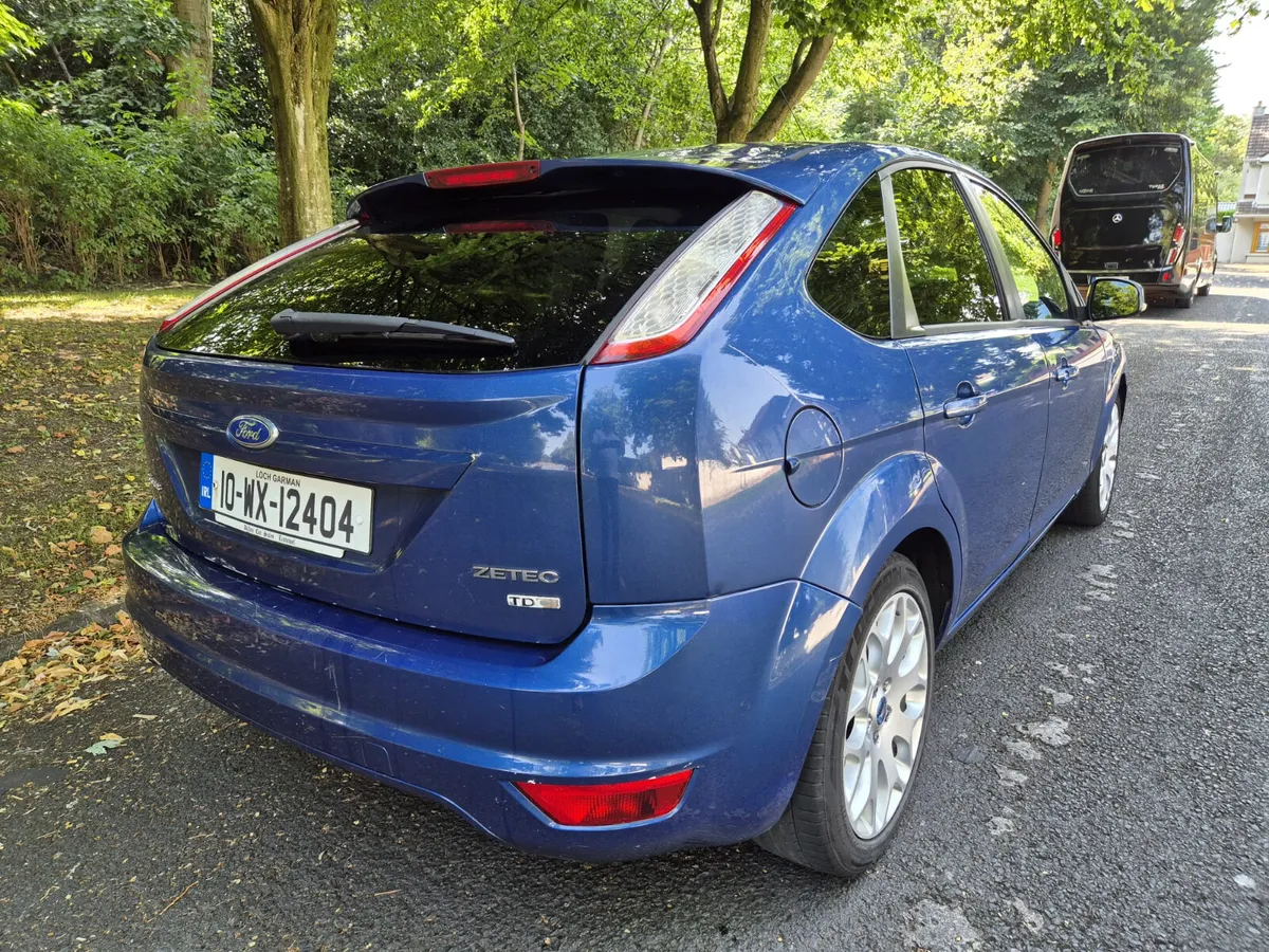 Ford Focus 2010 TAXED & TESTED - Image 3