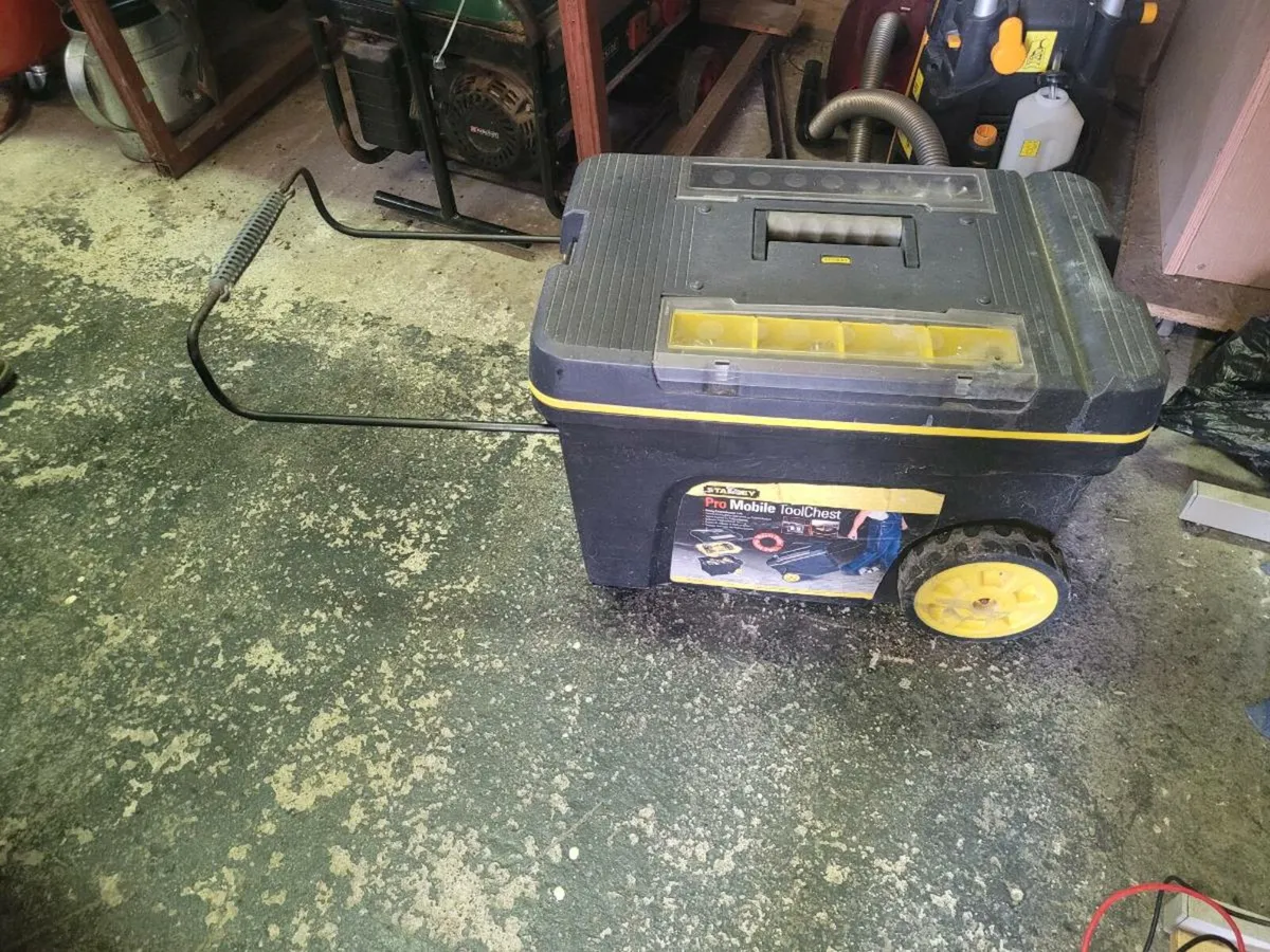 Stanley tool chest