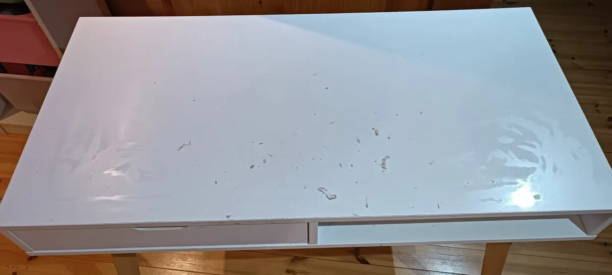 Desk - Image 2