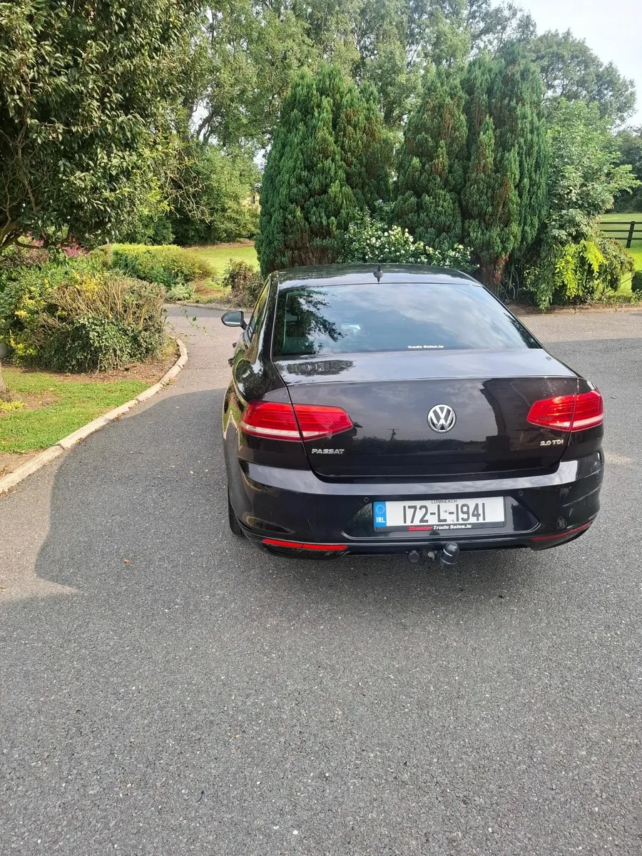 Volkswagen Passat 2017 - Image 4