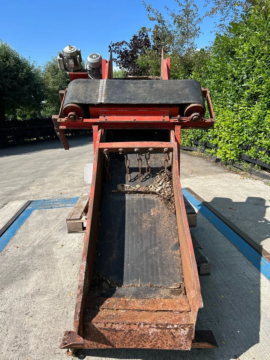 Conveyer with Magnet - Image 3
