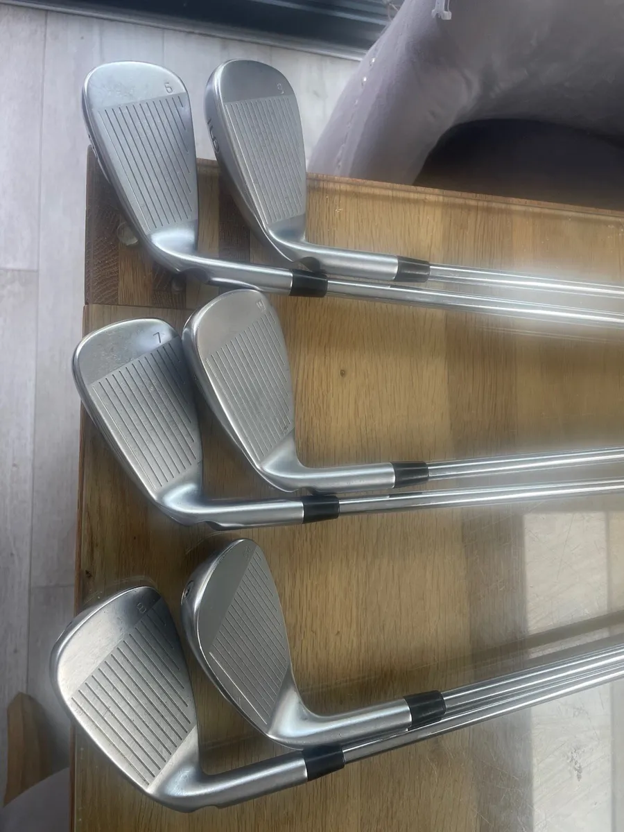 Ping 430 irons - Image 2