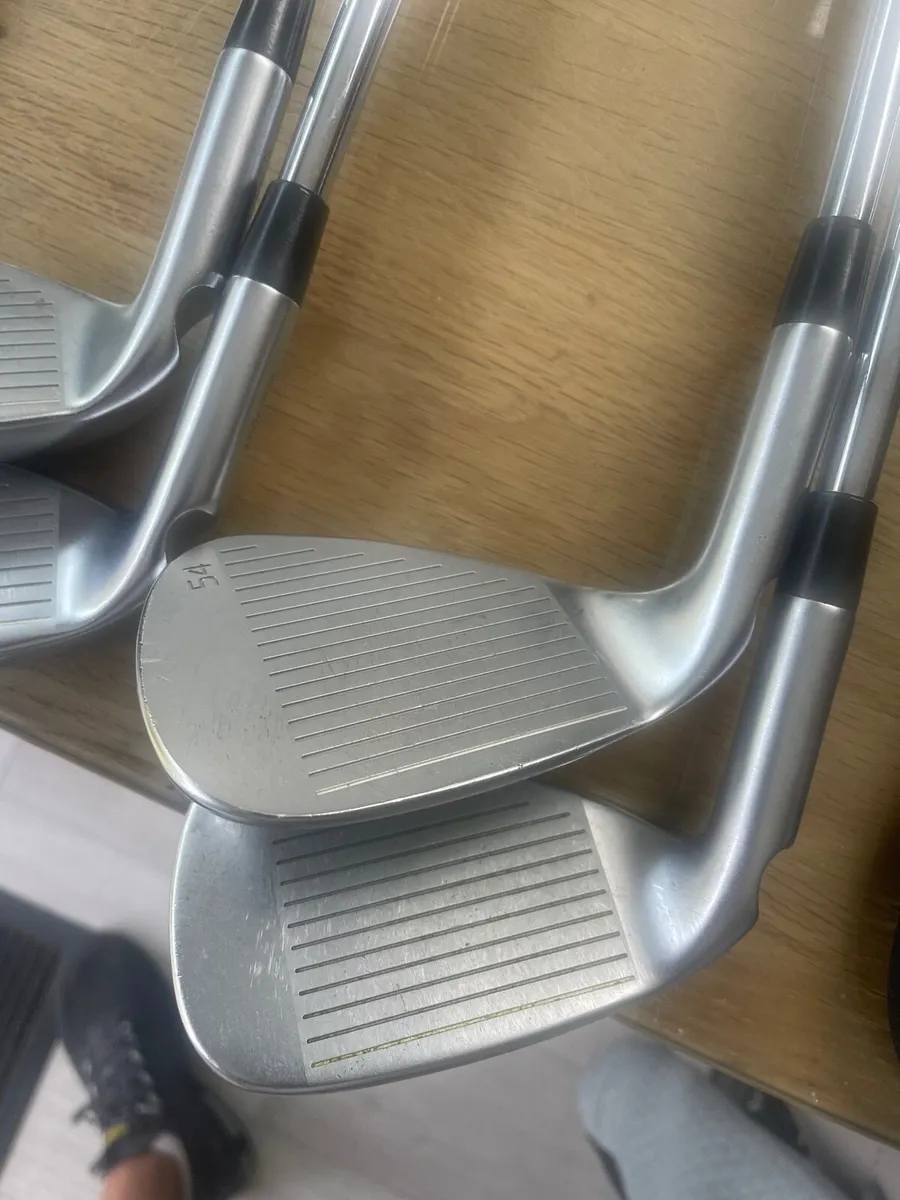 Ping 430 irons - Image 3