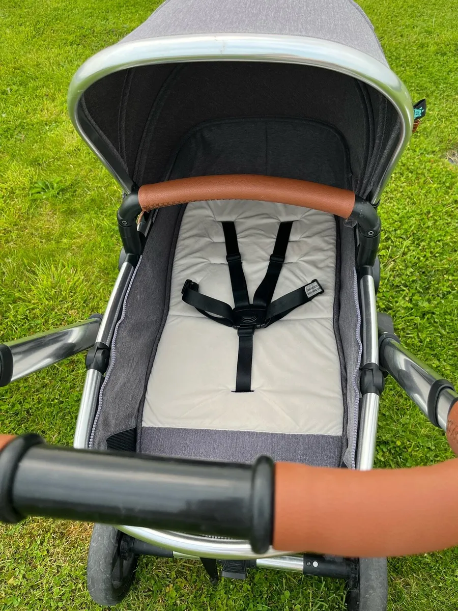 Panorama XT travel system - Image 3