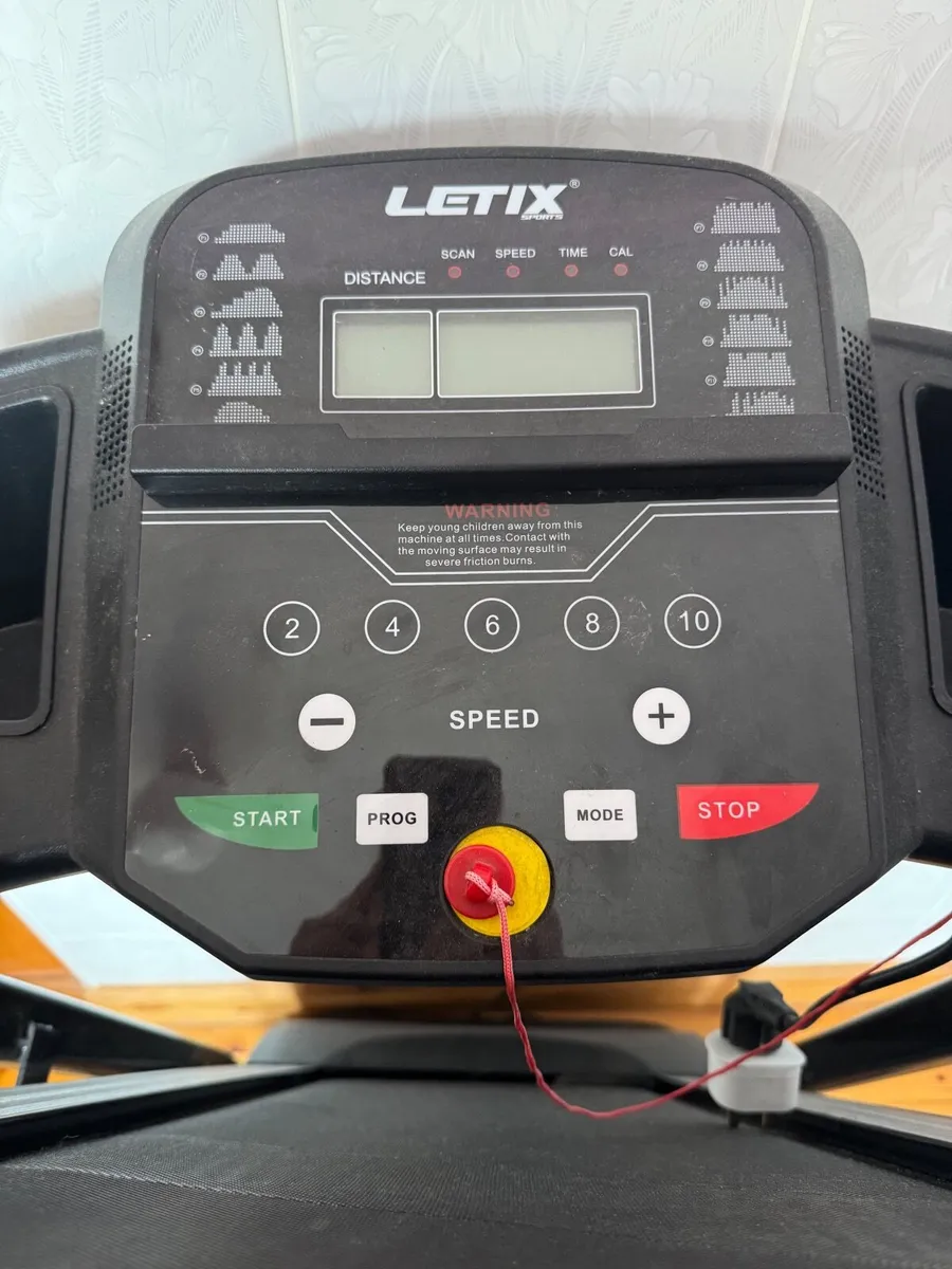 Treadmill - Image 1