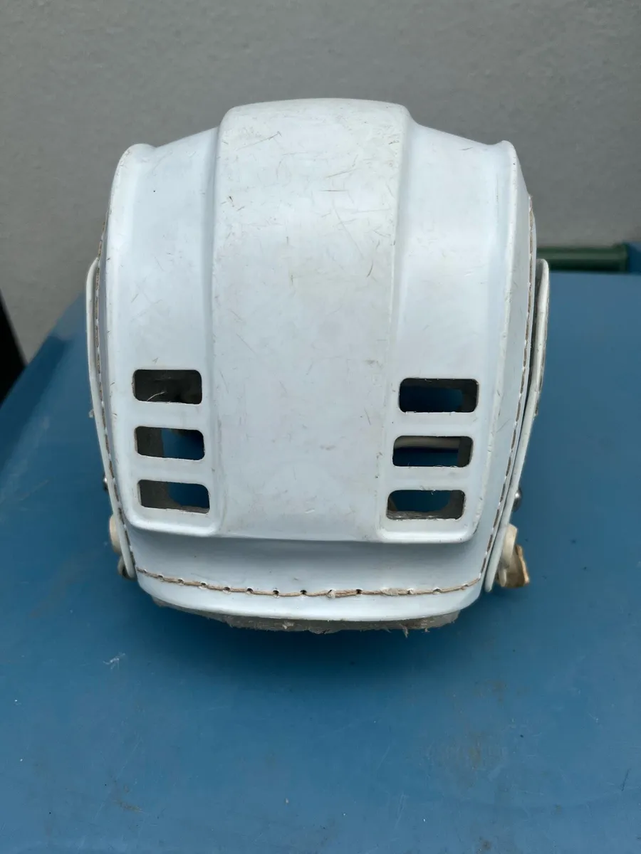 Cooper Helmet - Image 4