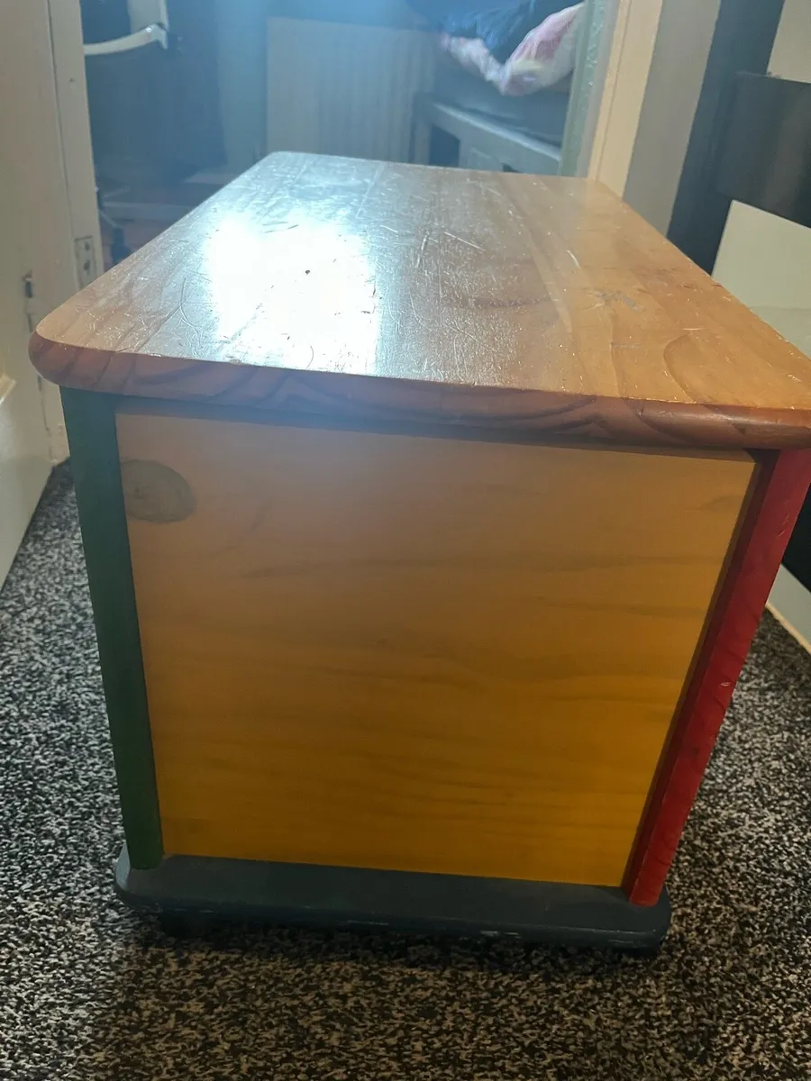 Chest - Image 4