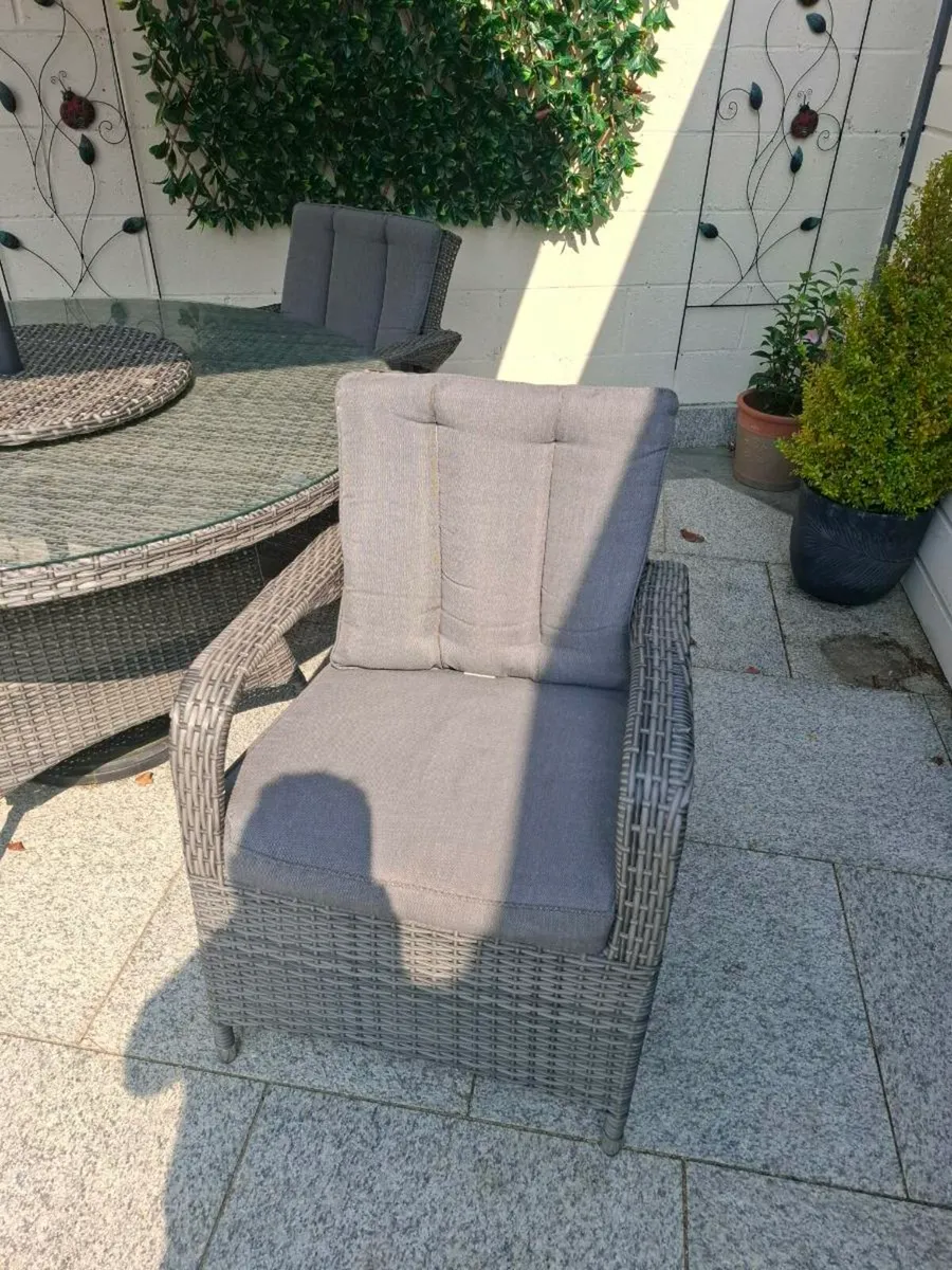 Rattan garden furniture - Image 2