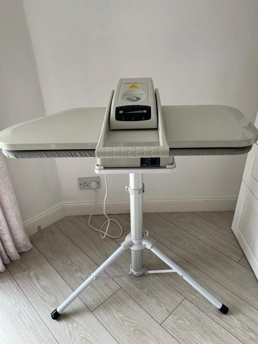 Super Mega Steam Ironing Press with stand by Speedypress - Image 2