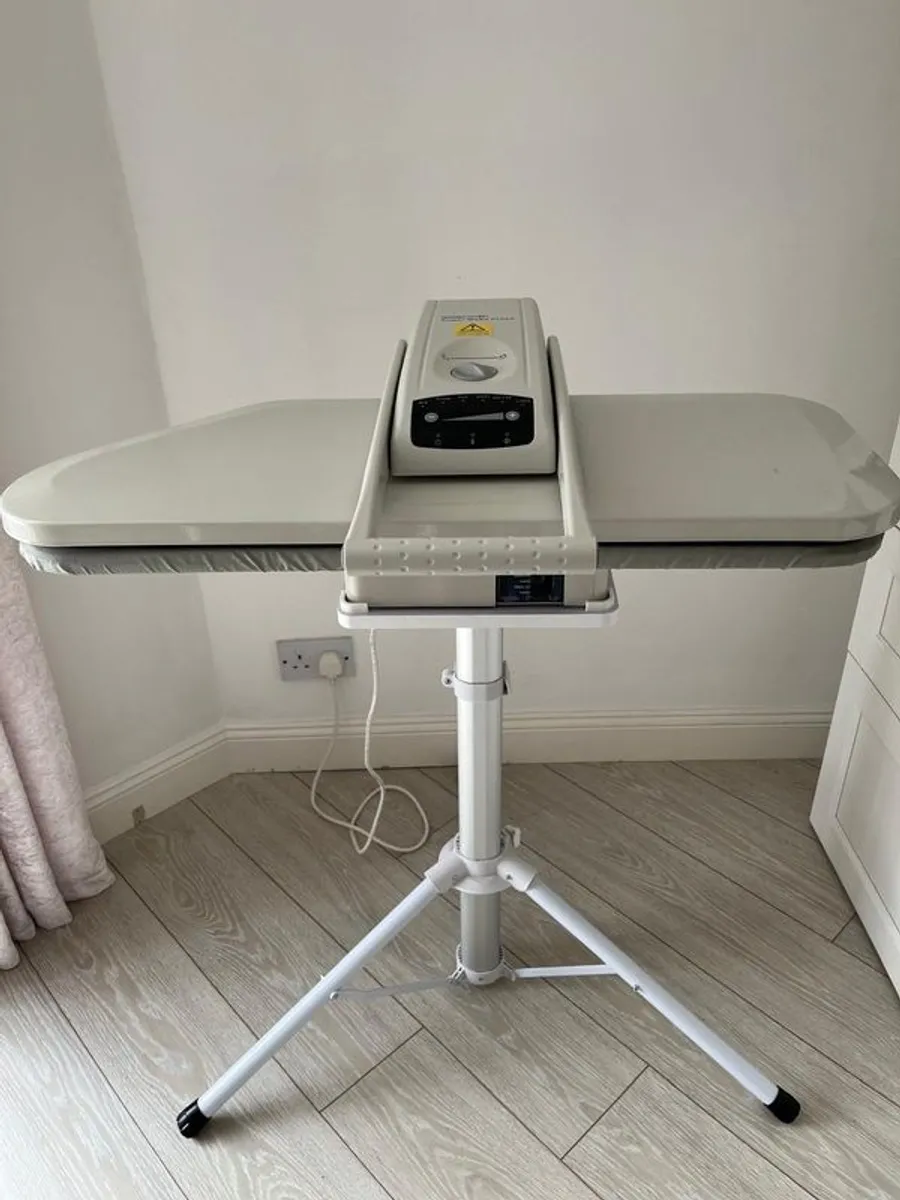 Super Mega Steam Ironing Press with stand by Speedypress - Image 4
