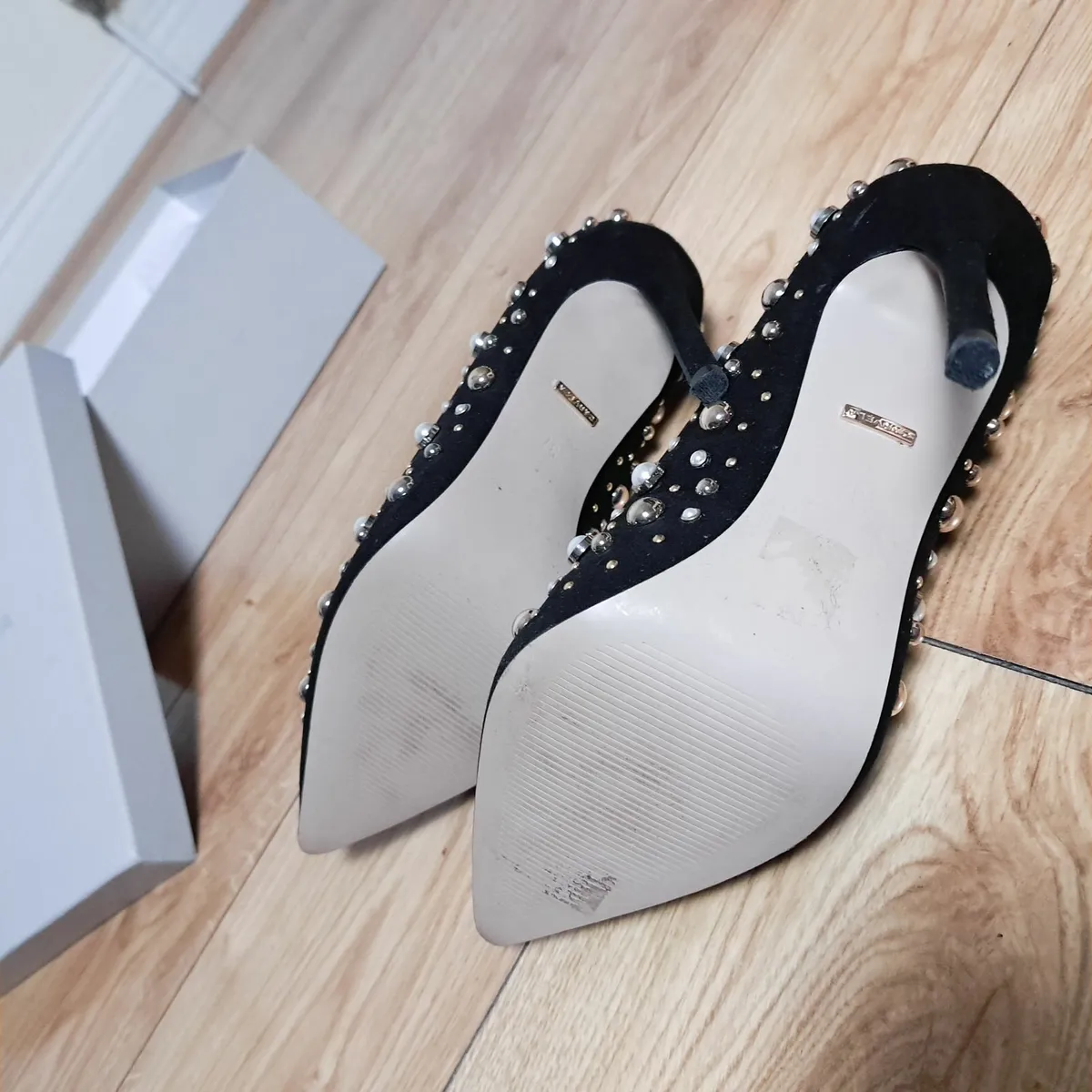Carvela Kurt Geigor Black Suede Embellished 4UK - Image 2