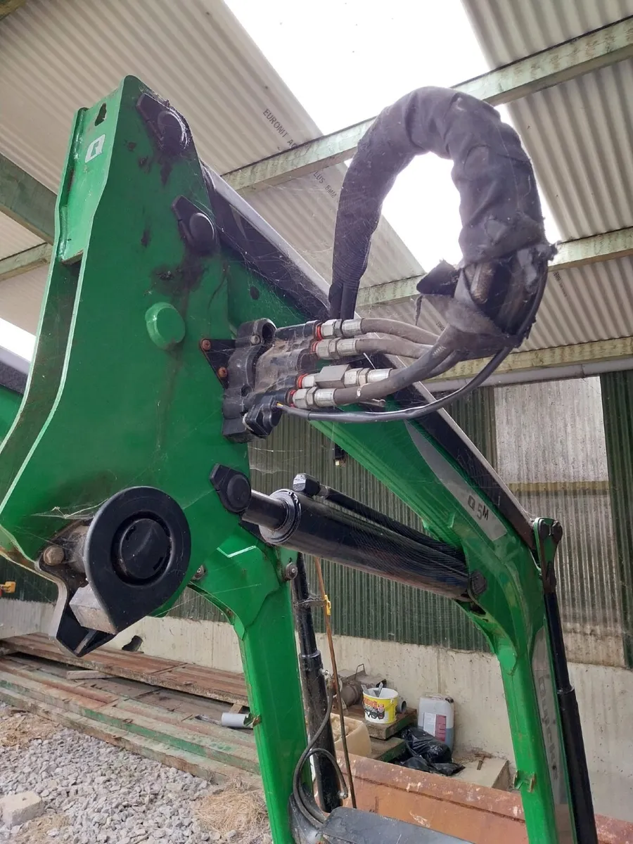 Quicke loader - Image 2