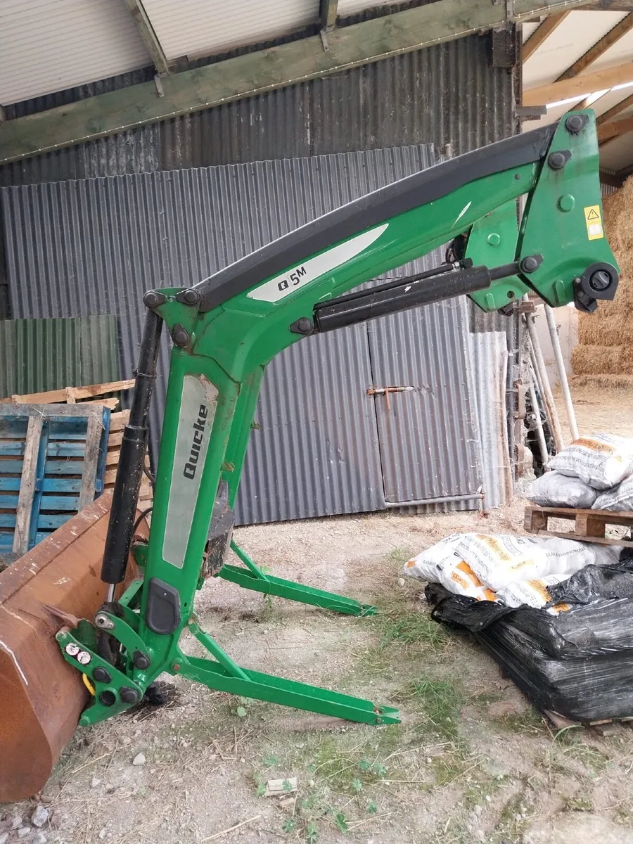 Quicke loader - Image 1