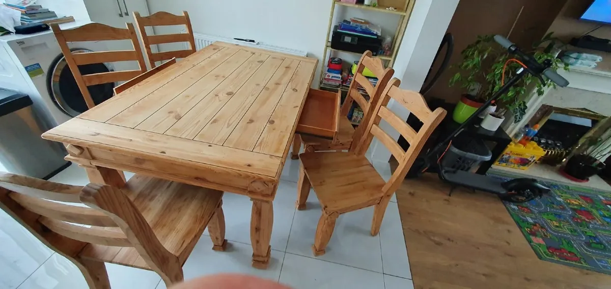 Wooden table and 6 chairs - Image 3