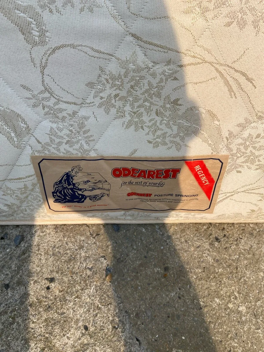 Free single mattresses - Image 2