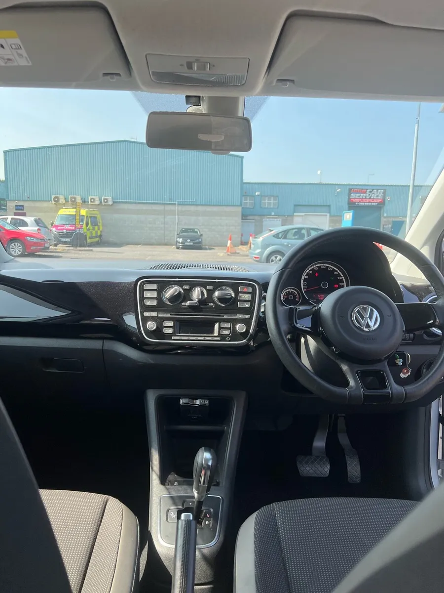 Volkswagen up! 1.0L 23000km High spec - Image 4
