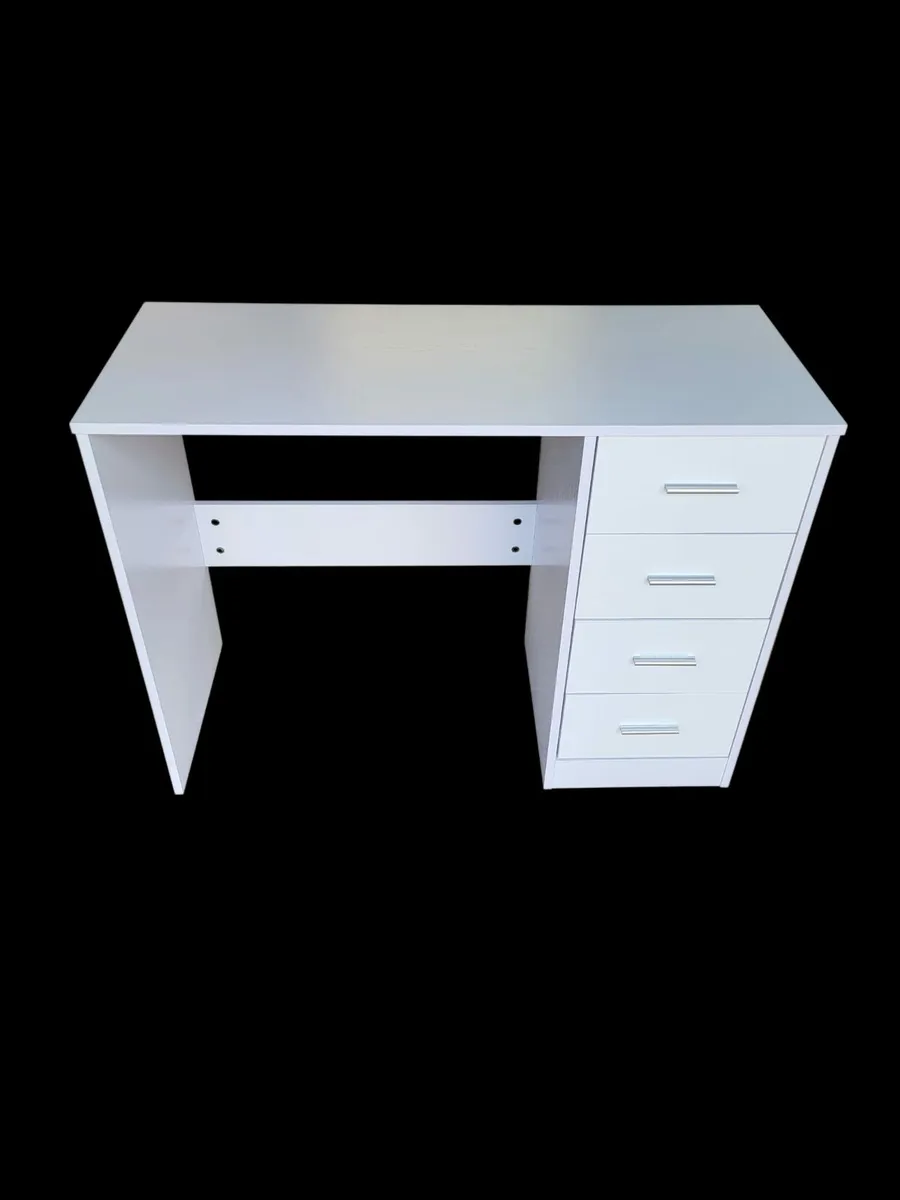 Superb office desk - Image 1