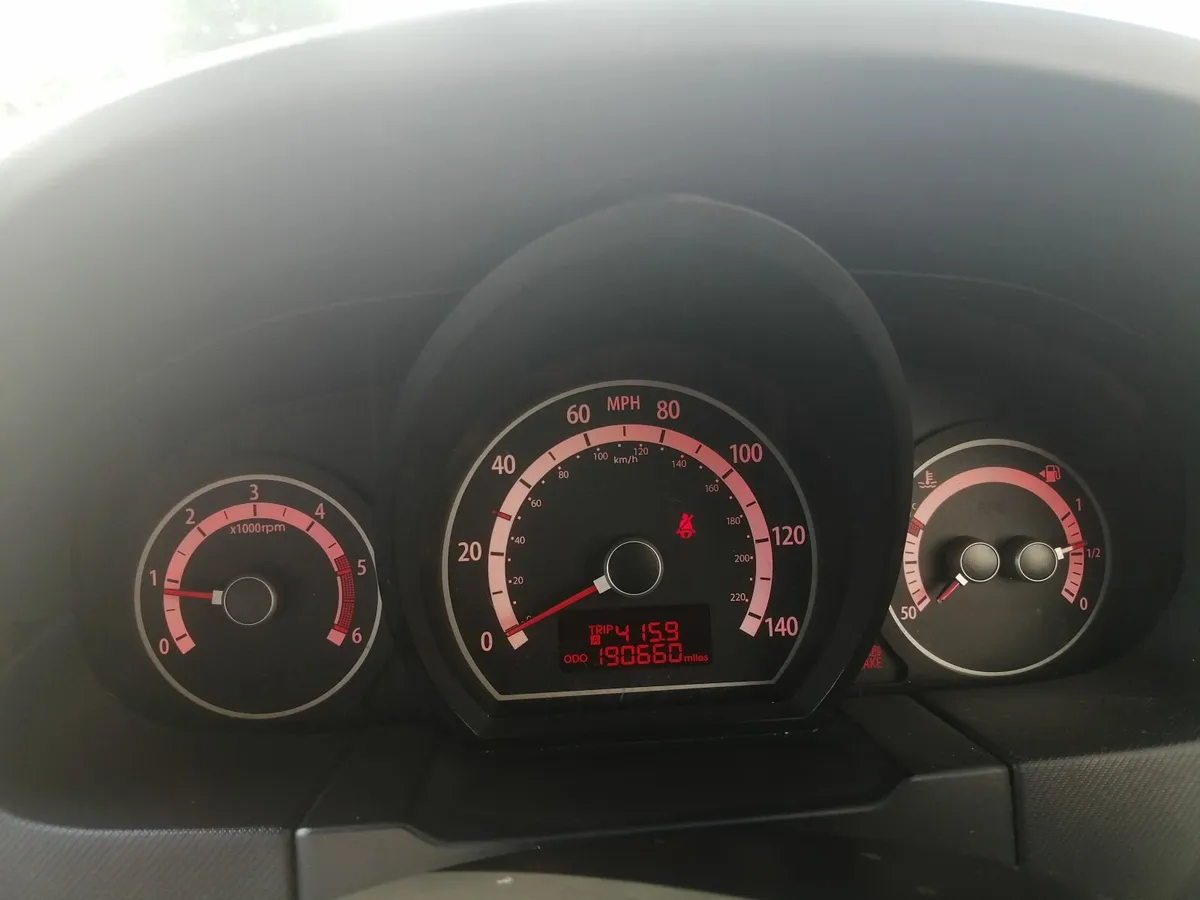Kia Ceed VR-7 1.6 CRDI 2011 - Image 2