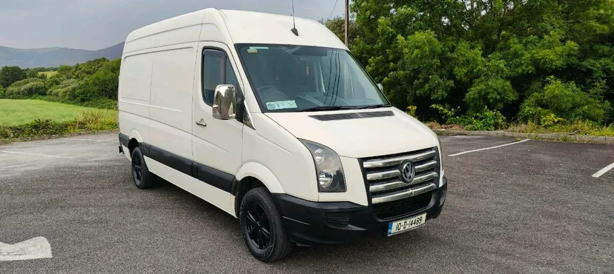 VW Crafter New CVRT 03/26 TAX 03/26 - Image 2