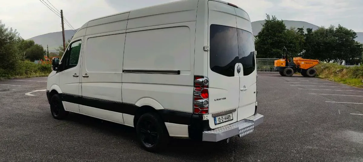 VW Crafter New CVRT 03/26 TAX 03/26 - Image 4