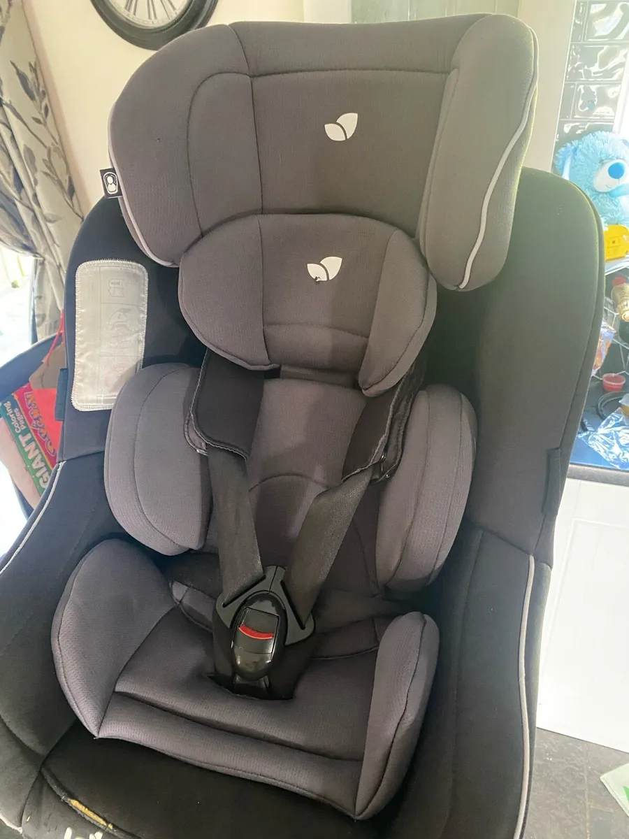 Joie spin car seat - Image 1