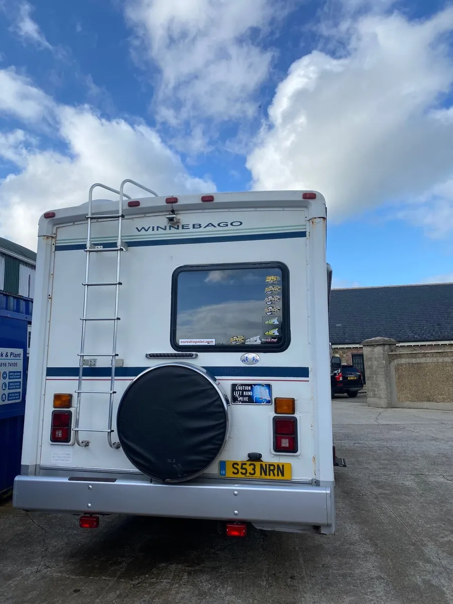 Camper RV - Image 2
