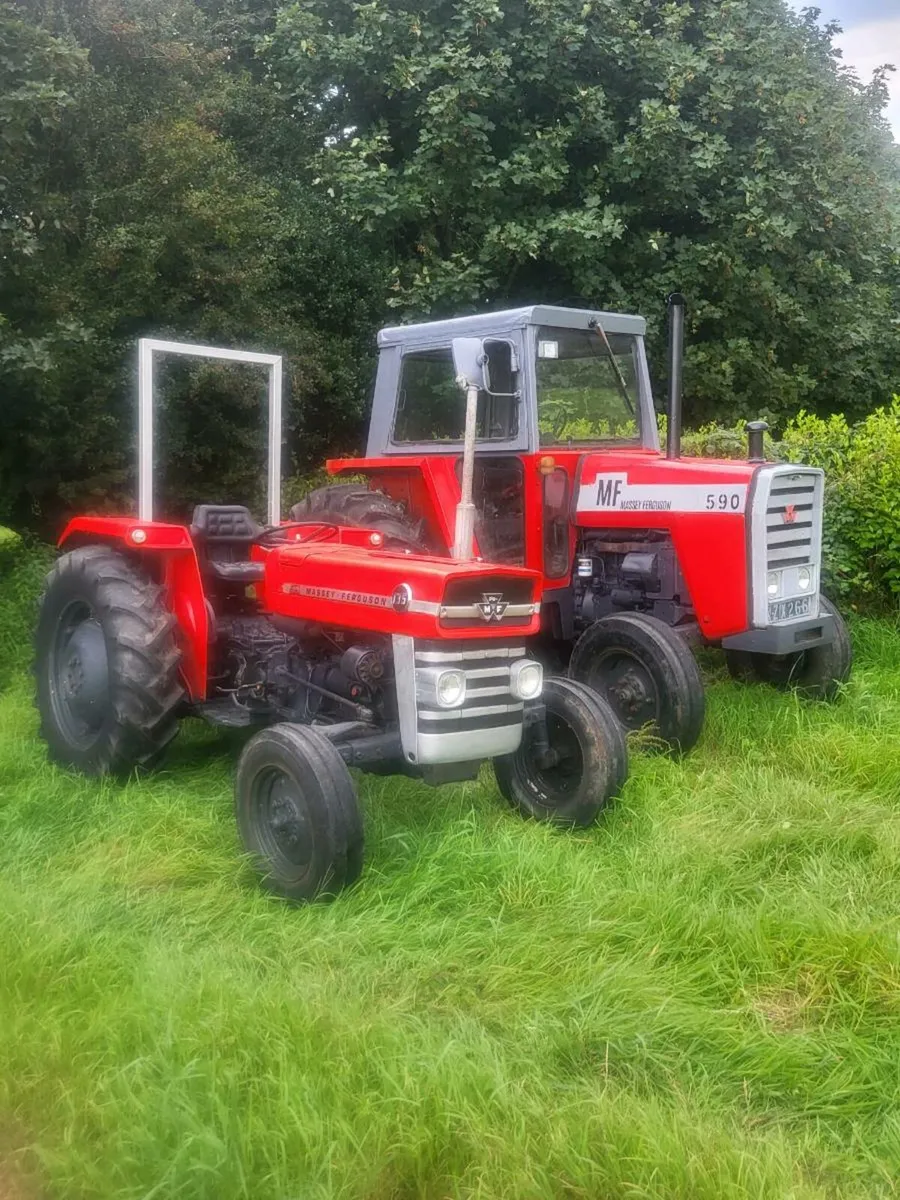 Vintage tractors - Image 1